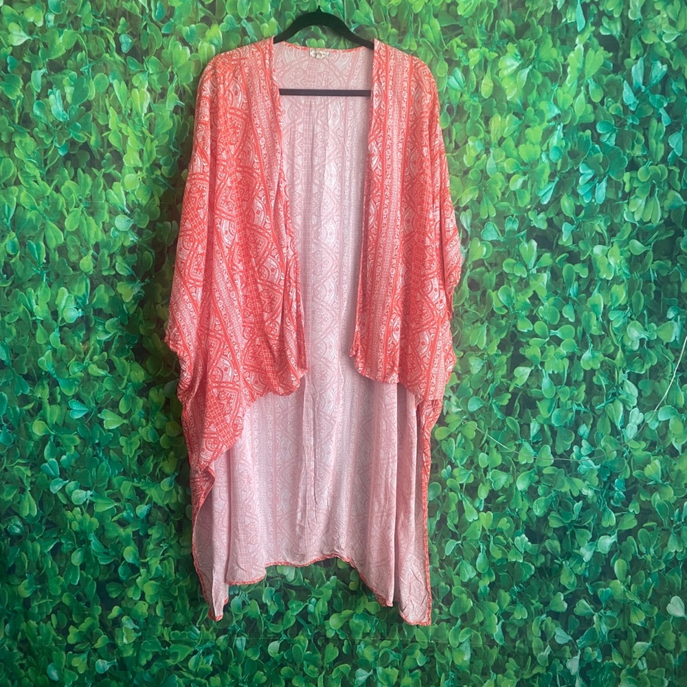 Eyeshadow - Coral Patterned Kimono(curvy size)
